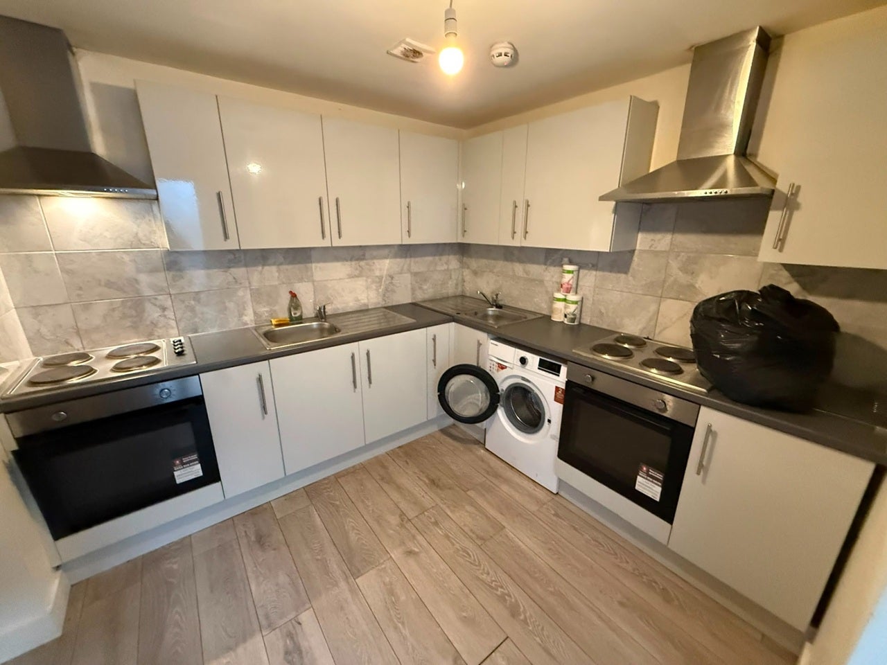 Flat Beech Close in Greater London