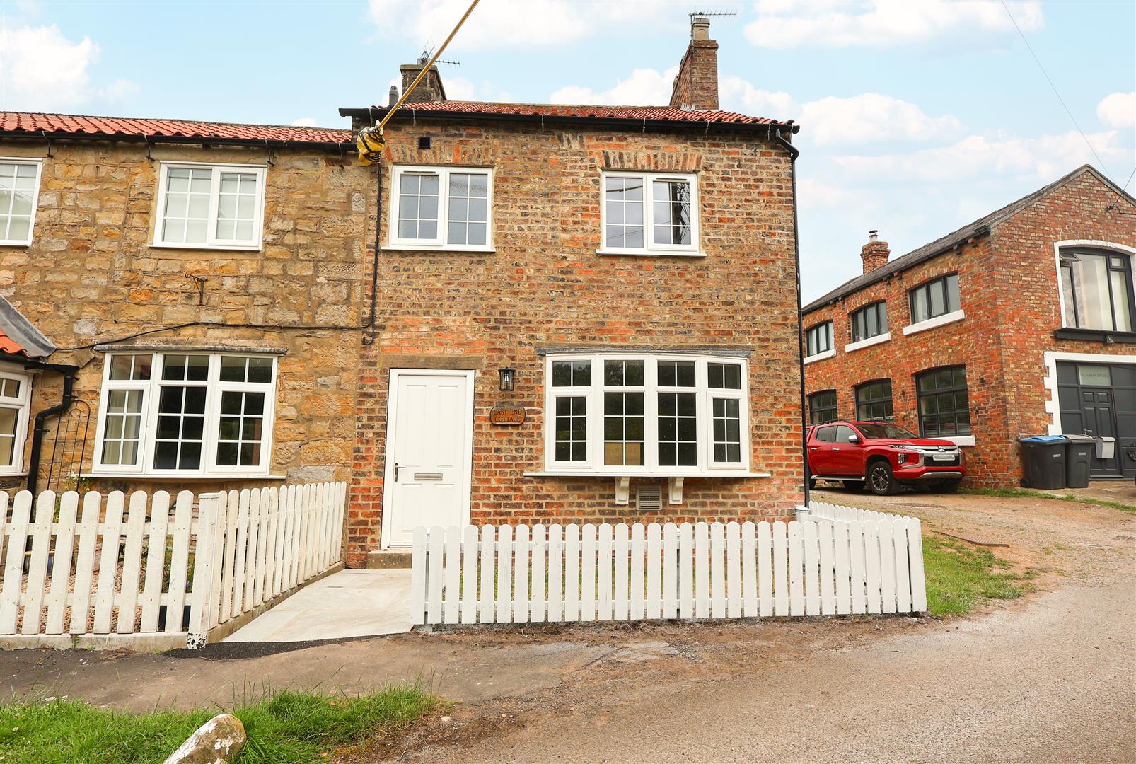 House Croft Hill in Carthorpe