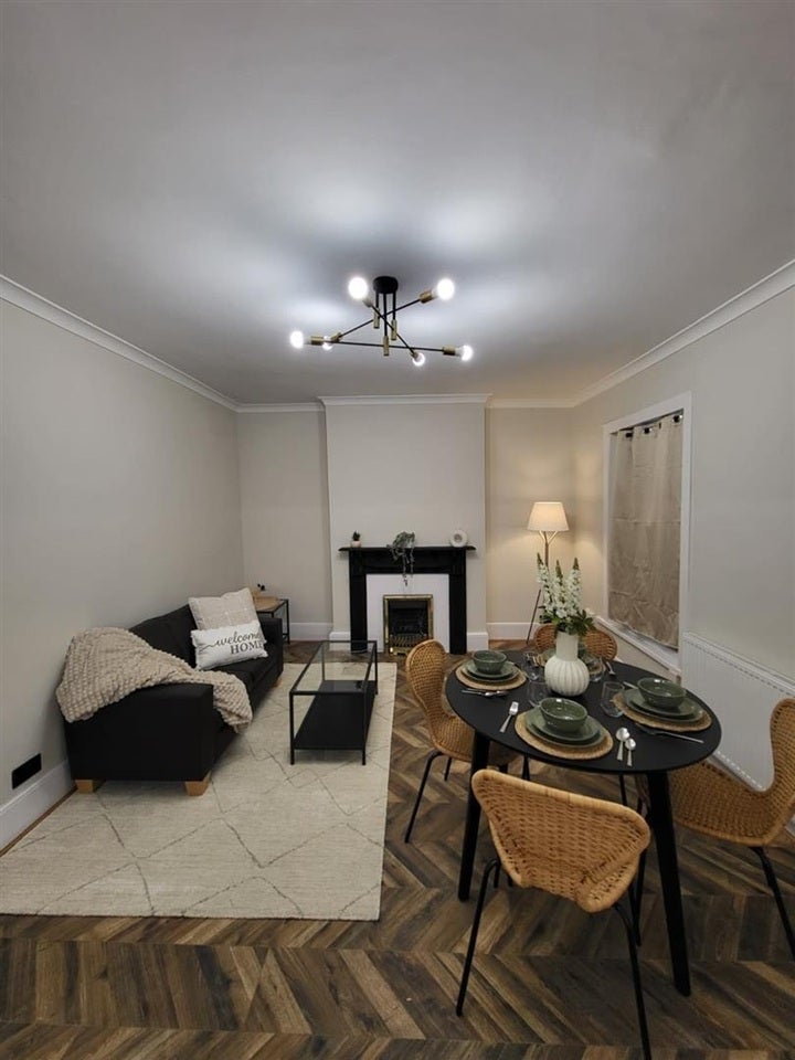 Flat Gilbert Road in Greater London