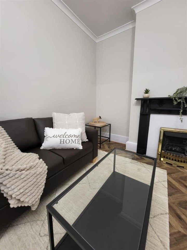 Flat Gilbert Road in Greater London