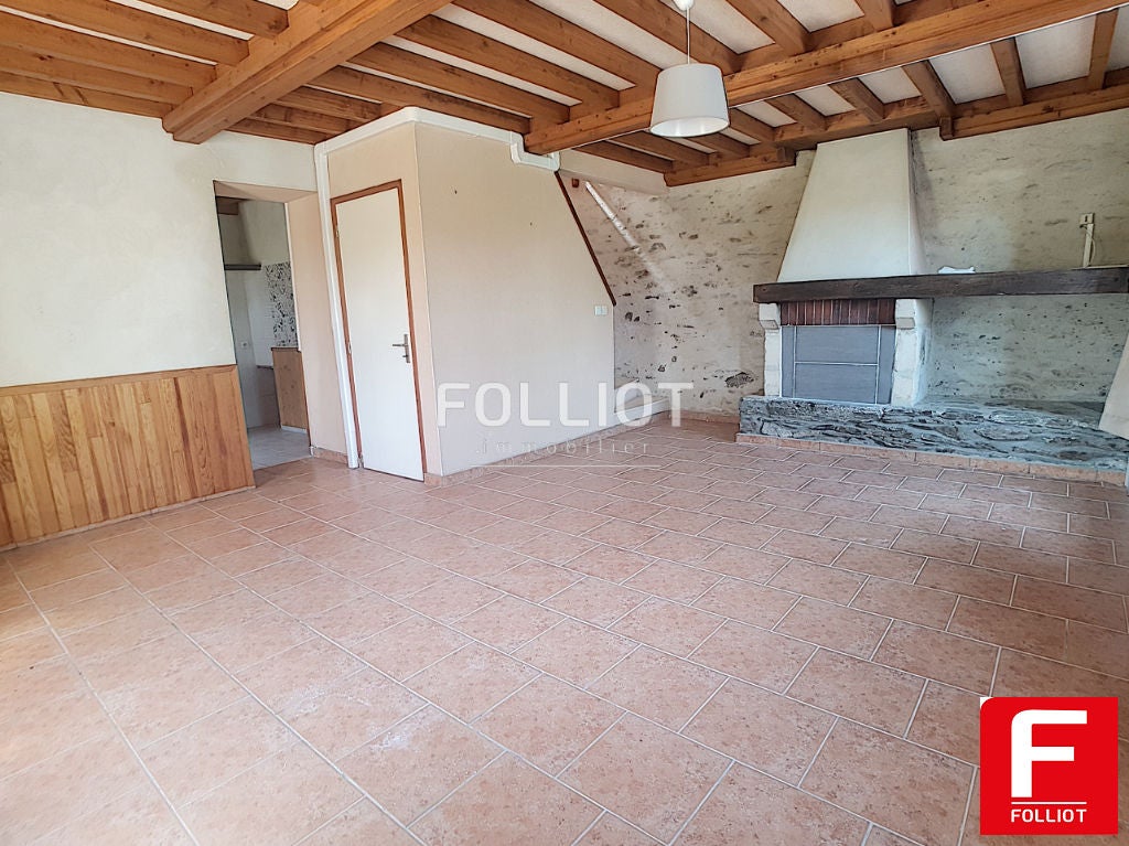 Maison Route de Lignerolles à Castillon
