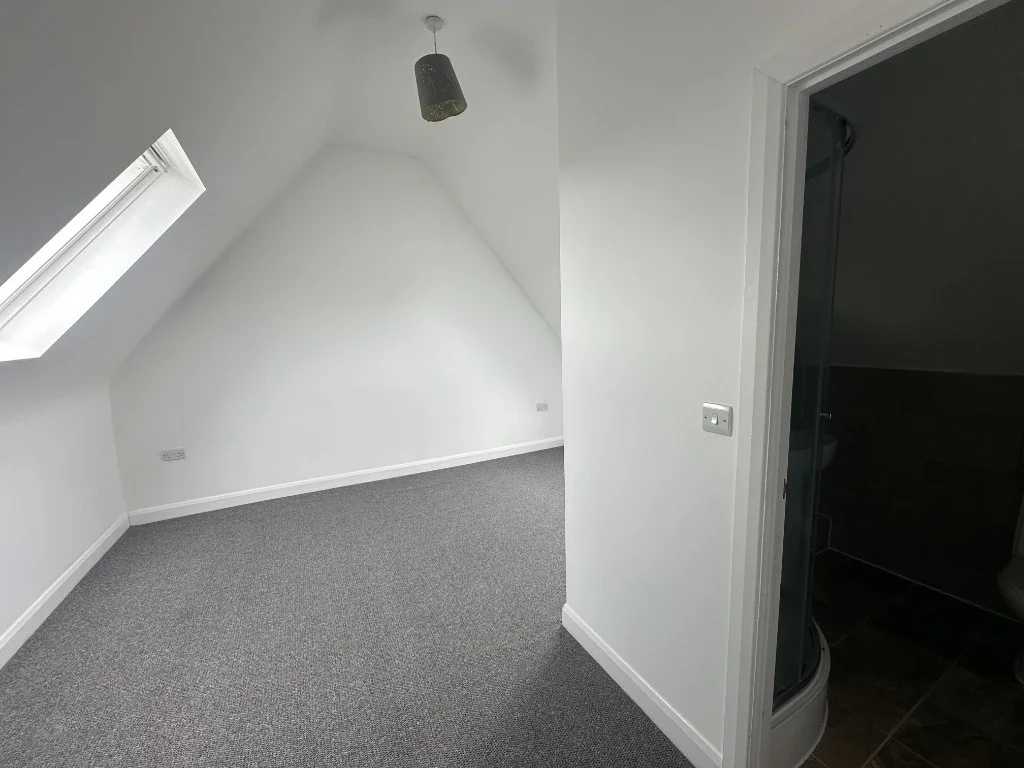Flat Coffee Tavern Lane in Rushden