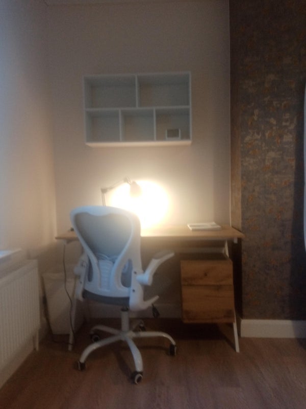 Room Firth Park Road in Sheffield