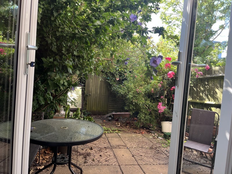 Room Goddard Place in Greater London