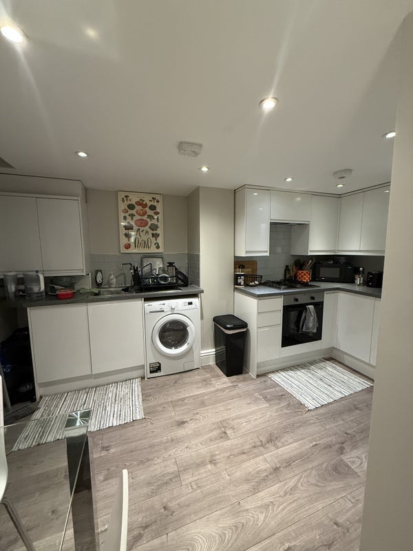 Room Churston Close in Greater London