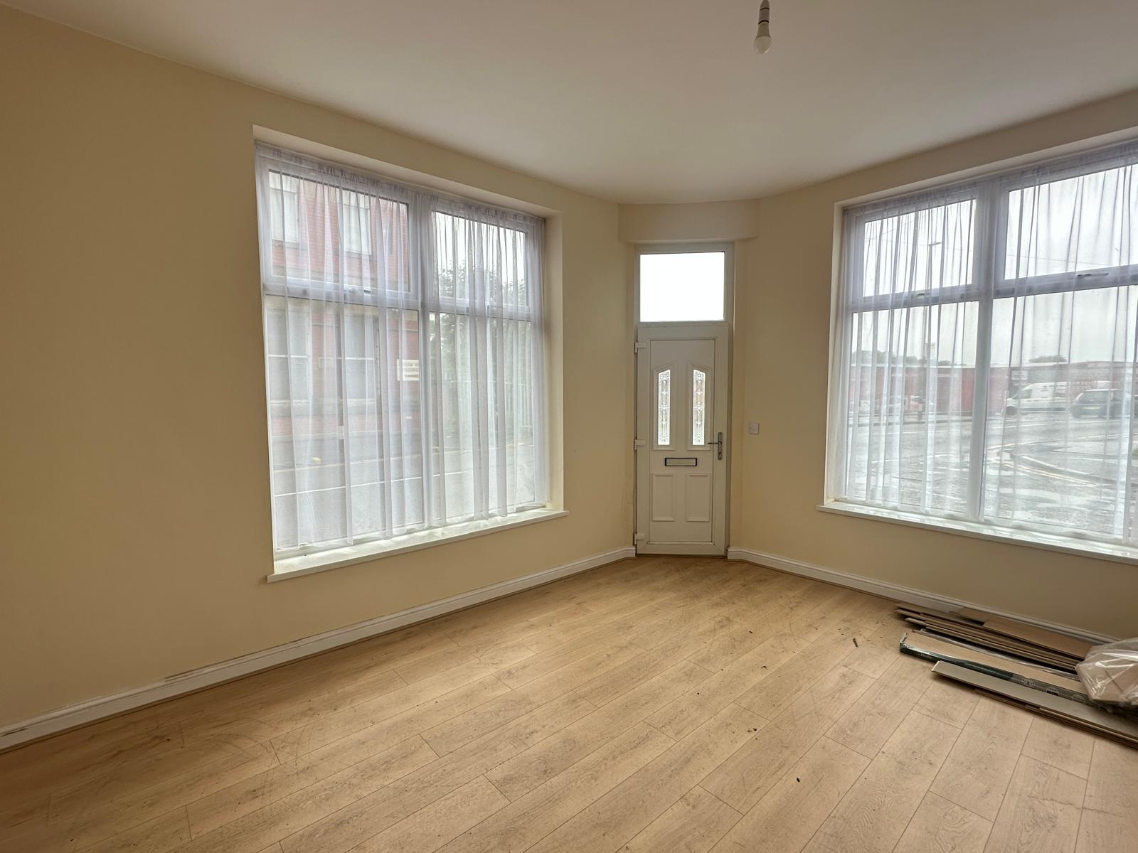 Flat Birchfield Drive in Rochdale