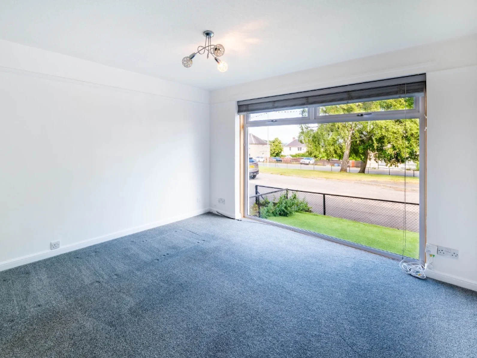 House Ross Place in Newtongrange