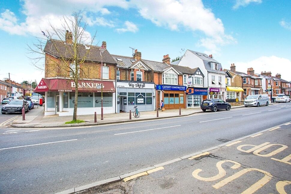 Flat Watling Street in Hertsmere