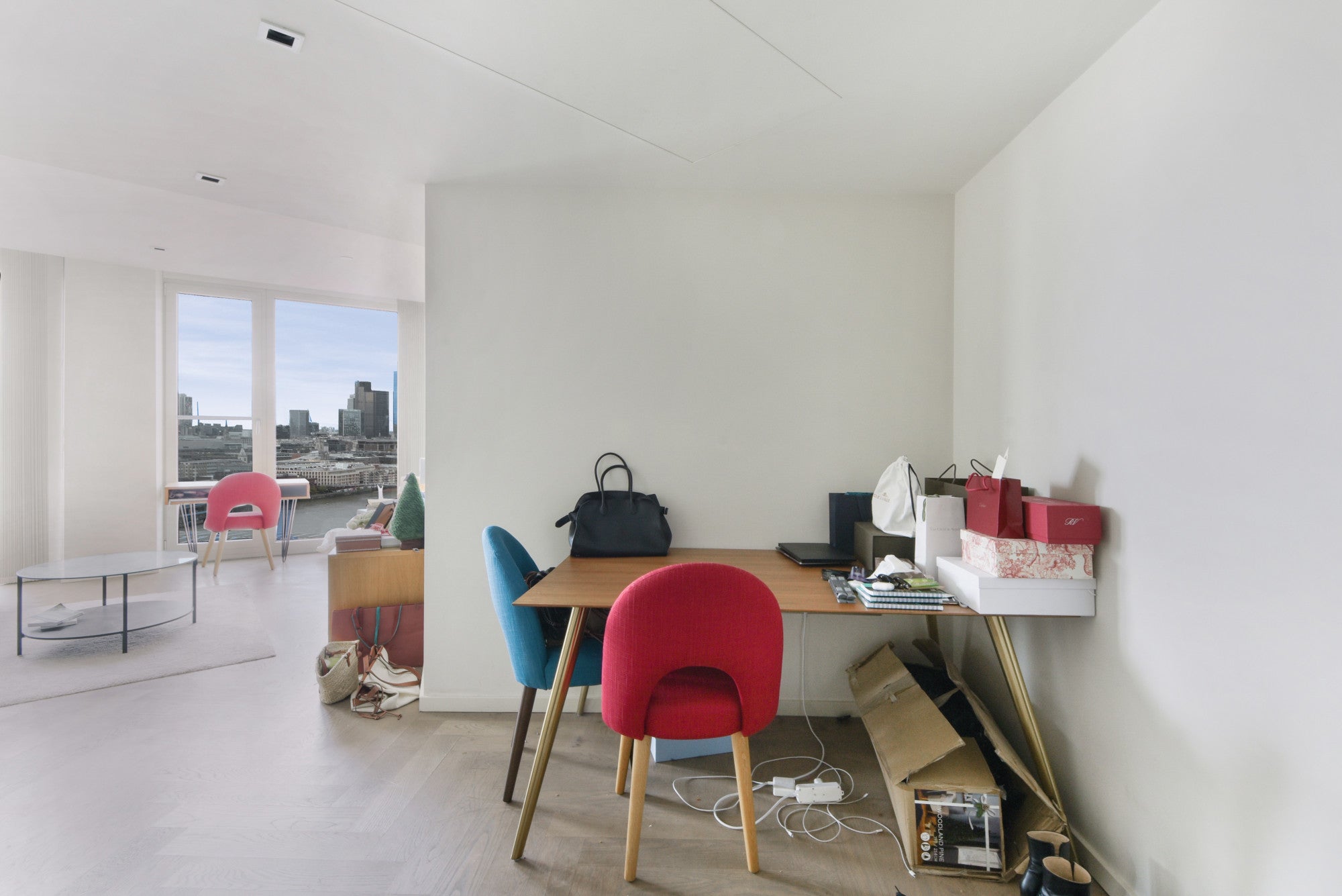 Flat Hatfields in Greater London