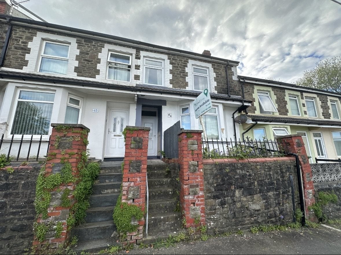 House Kingsland Terrace in Pontypridd