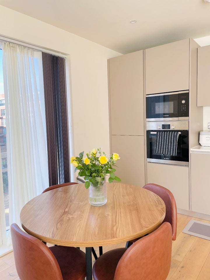 Room No 1 Street in Greater London