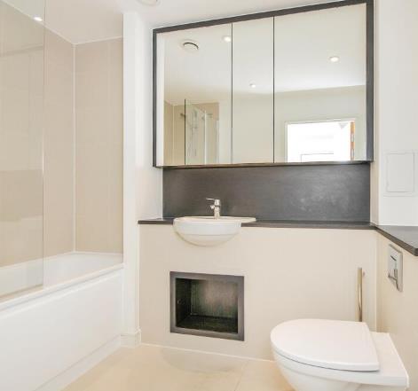 Flat Vian Street in Greater London