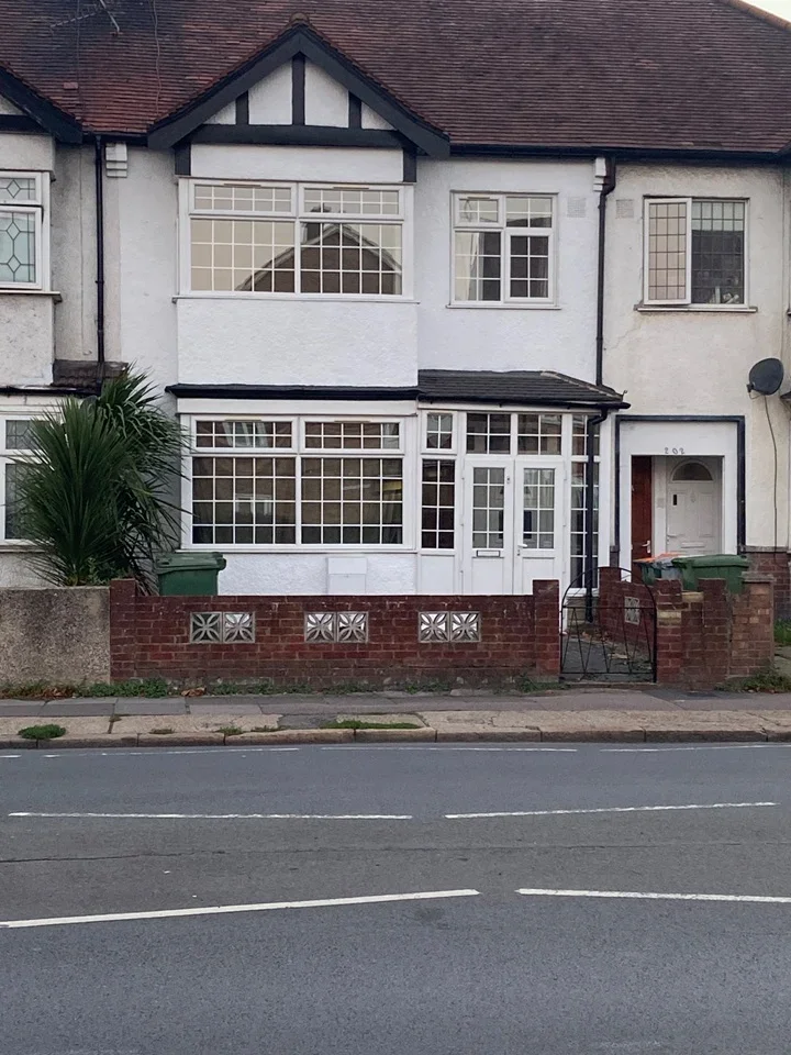 House High Street South in Greater London