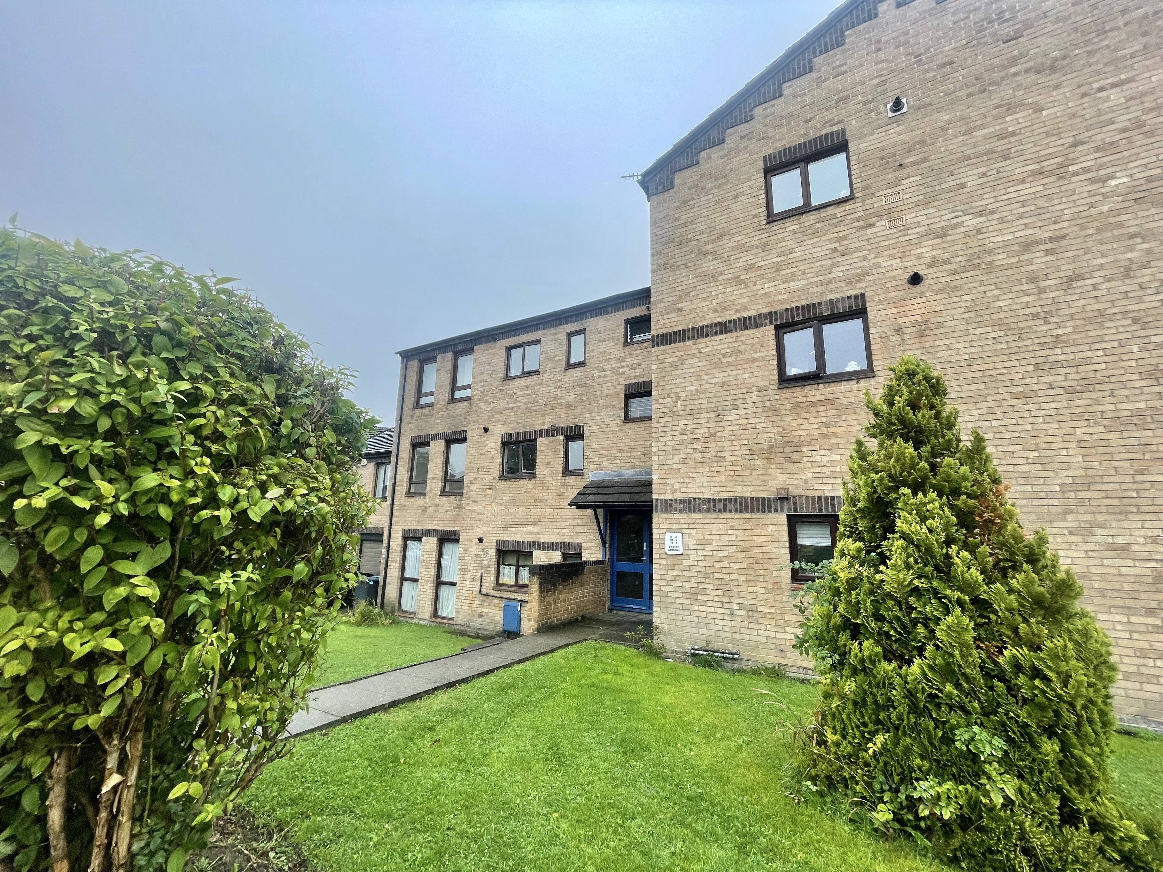 Flat Wessex Gardens in Sheffield
