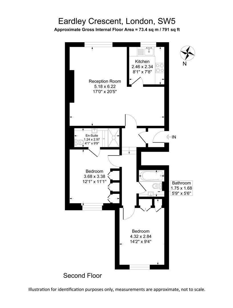 Flat Eardley Crescent in Greater London