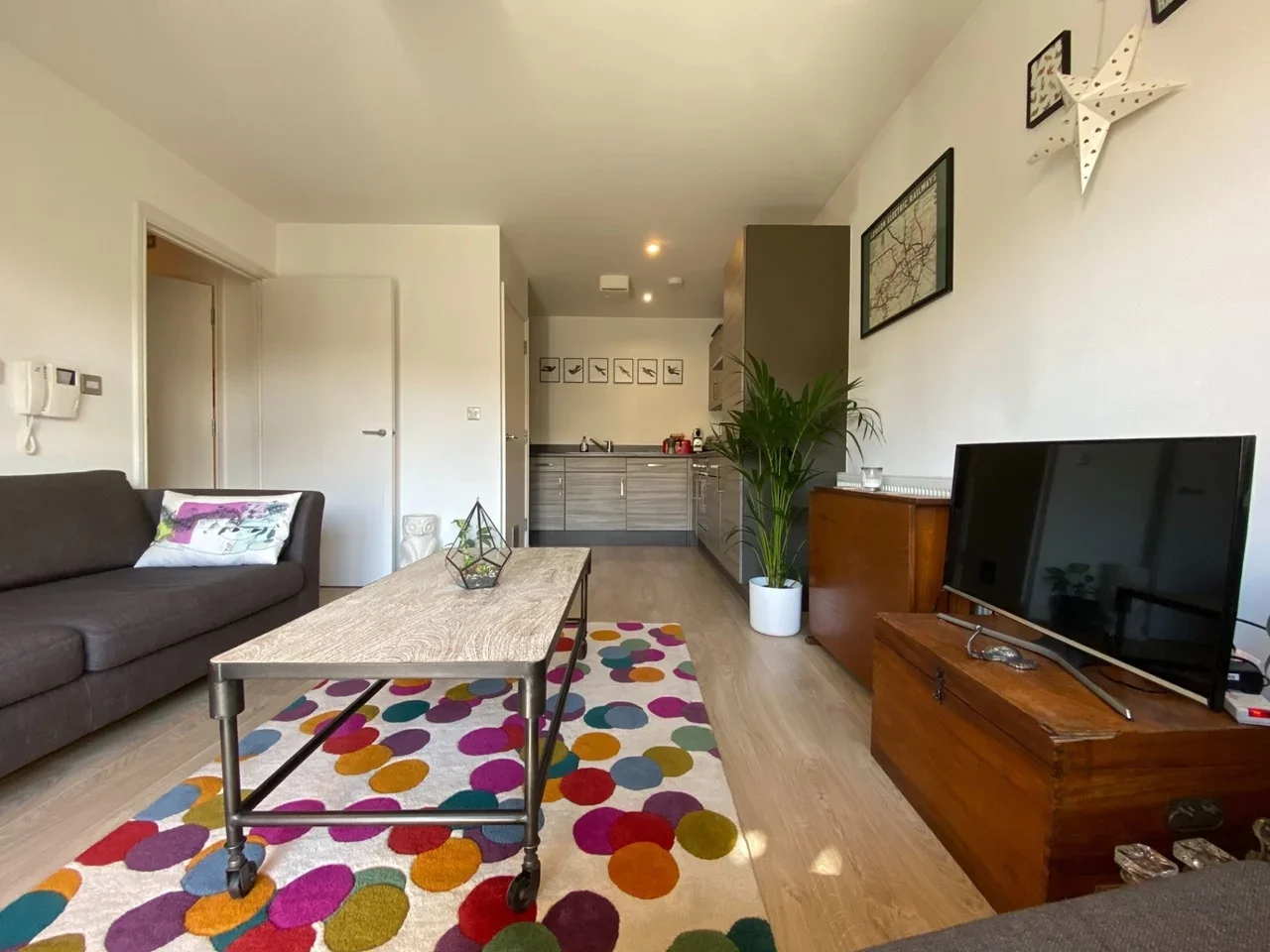 Flat Northwold Road in Greater London