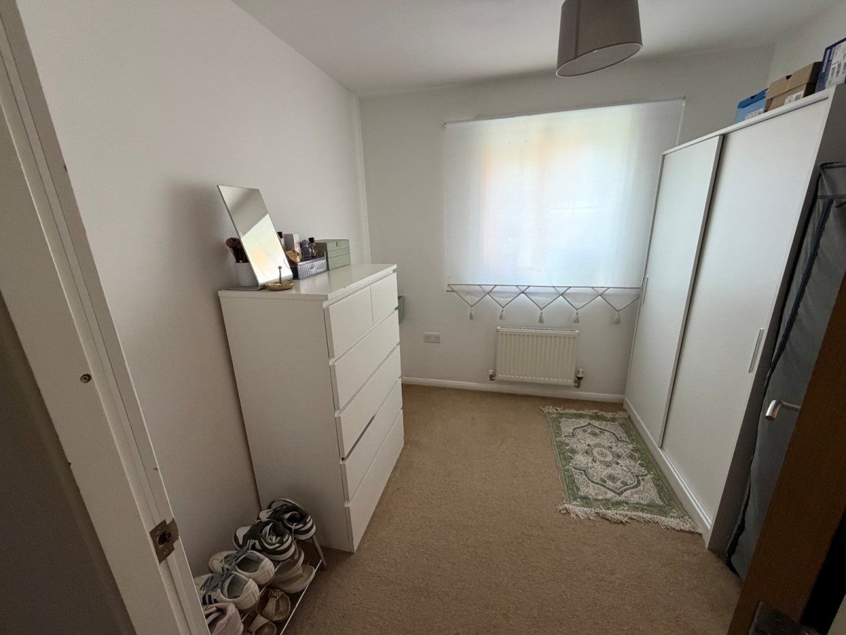 Flat Kyle Close in North East Derbyshire