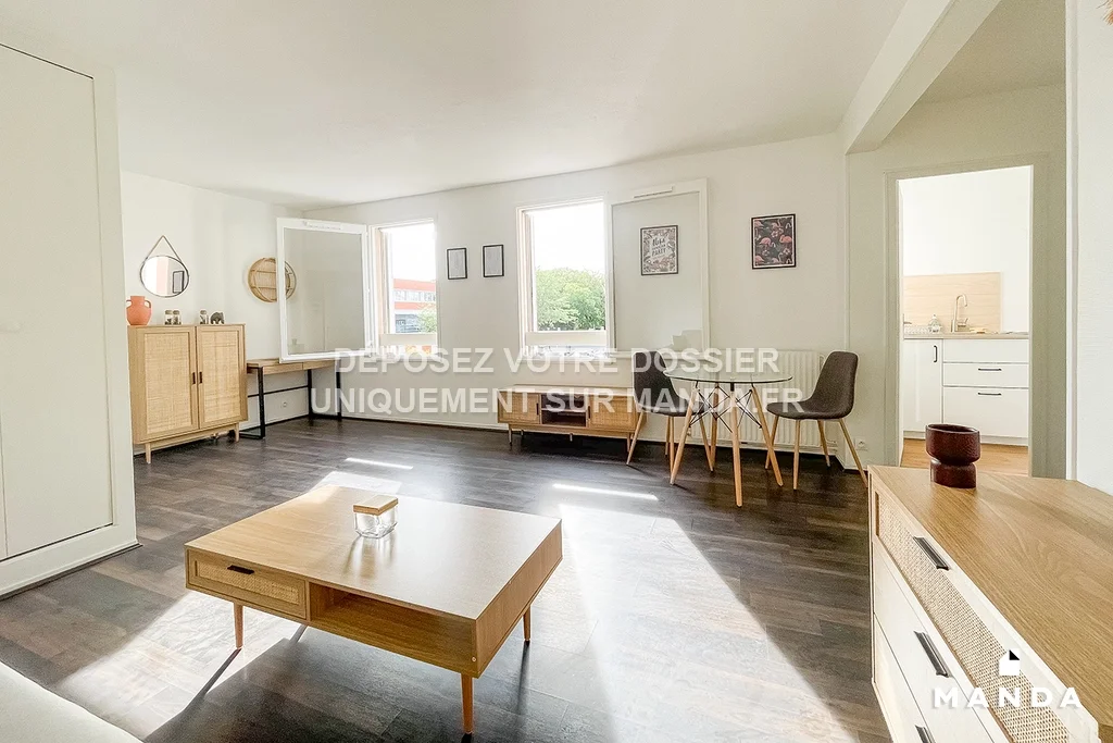 Appartement Square Elie Reclus à Évry