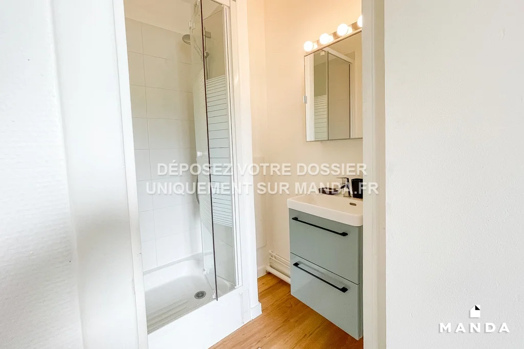 Appartement Square Elie Reclus à Évry