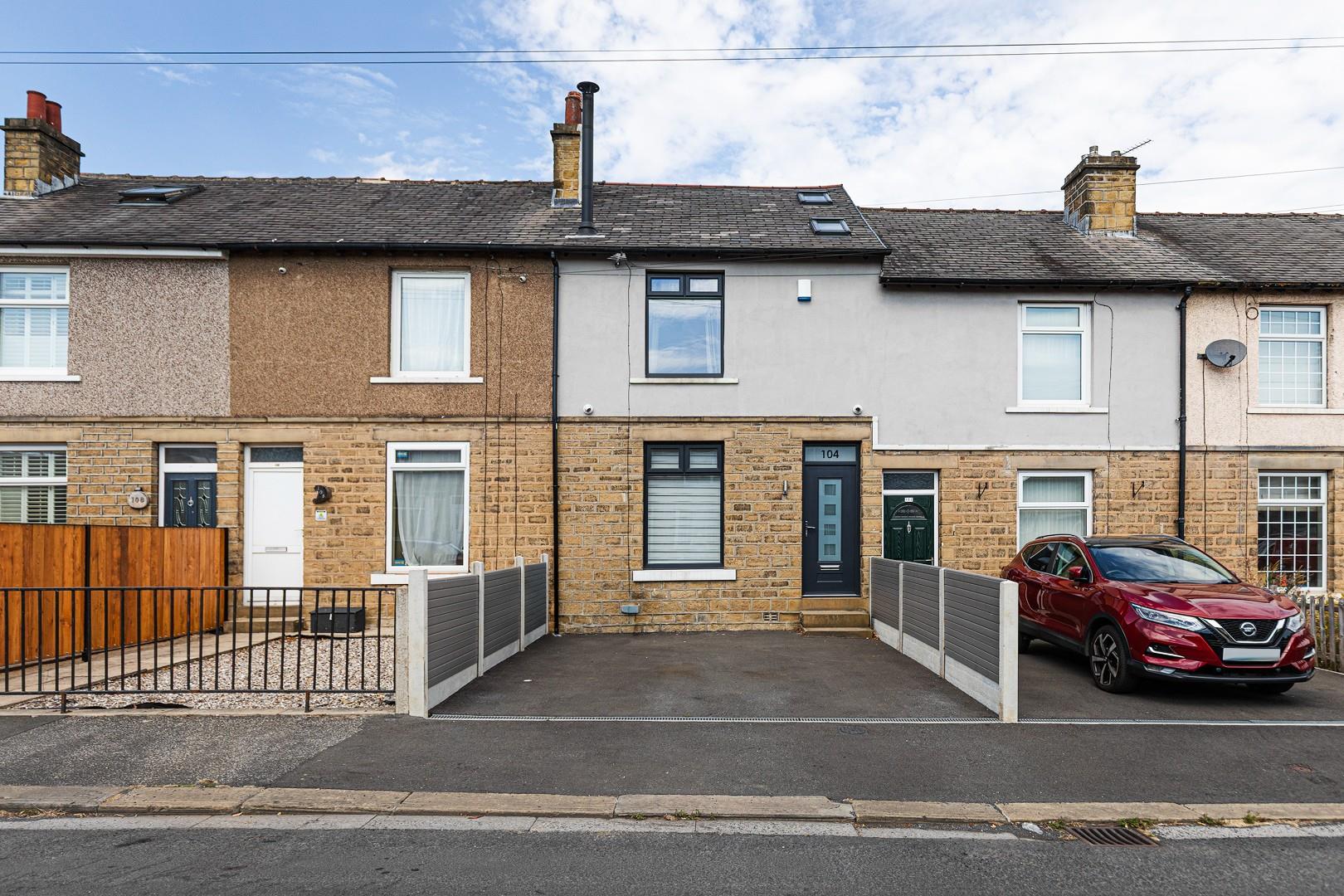House Broomfield Road in Kirklees