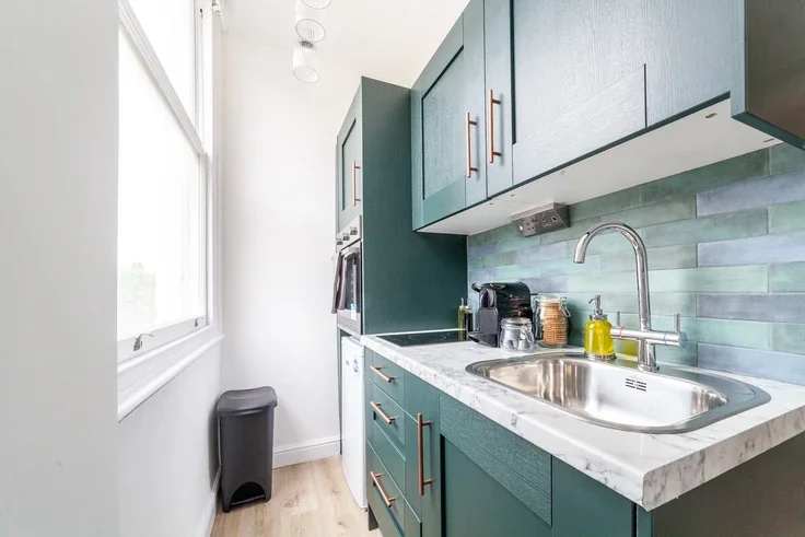 Flat Finsbury Park Road in Greater London