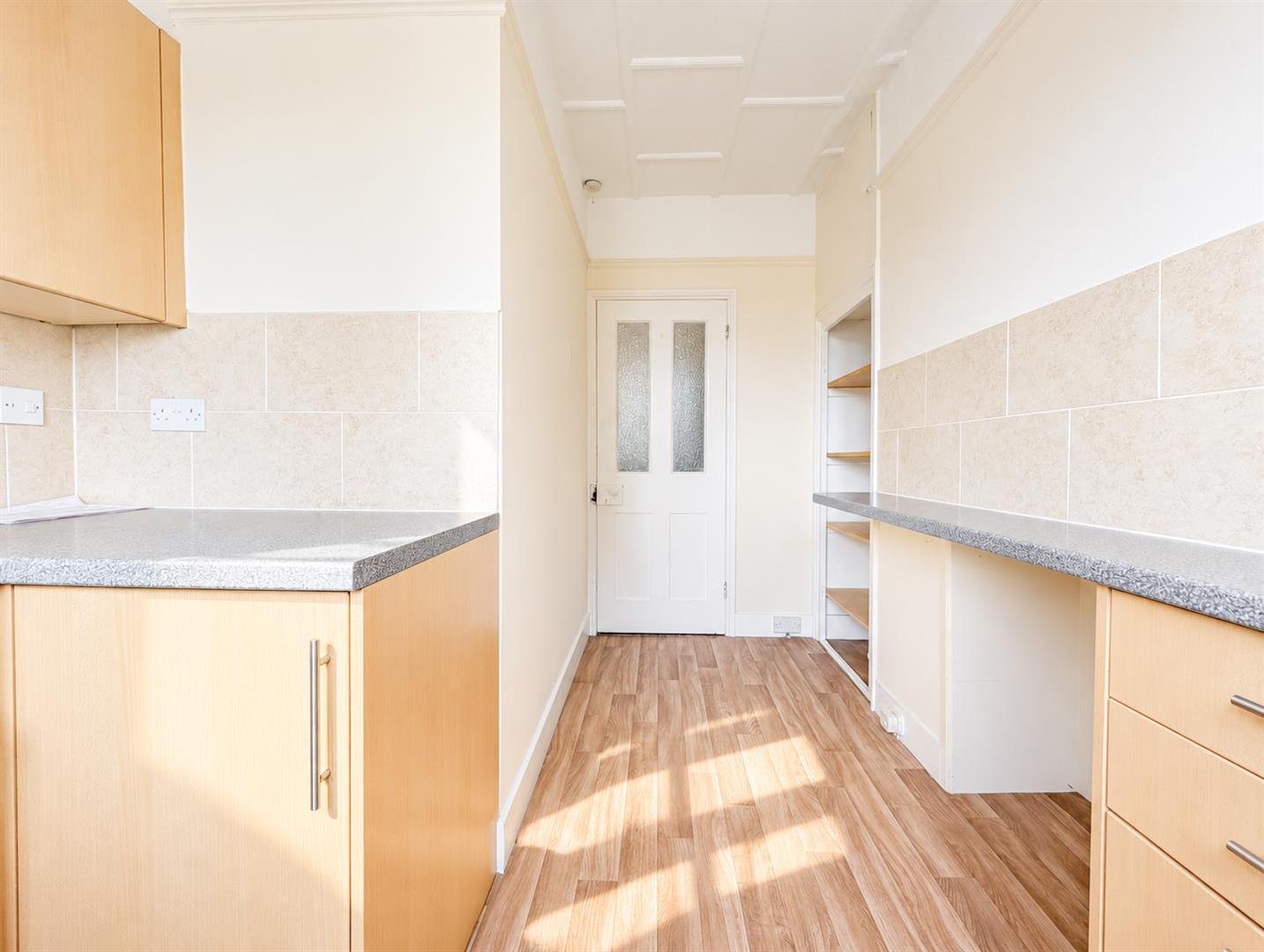 Flat Sedlescombe Road North in St Leonards