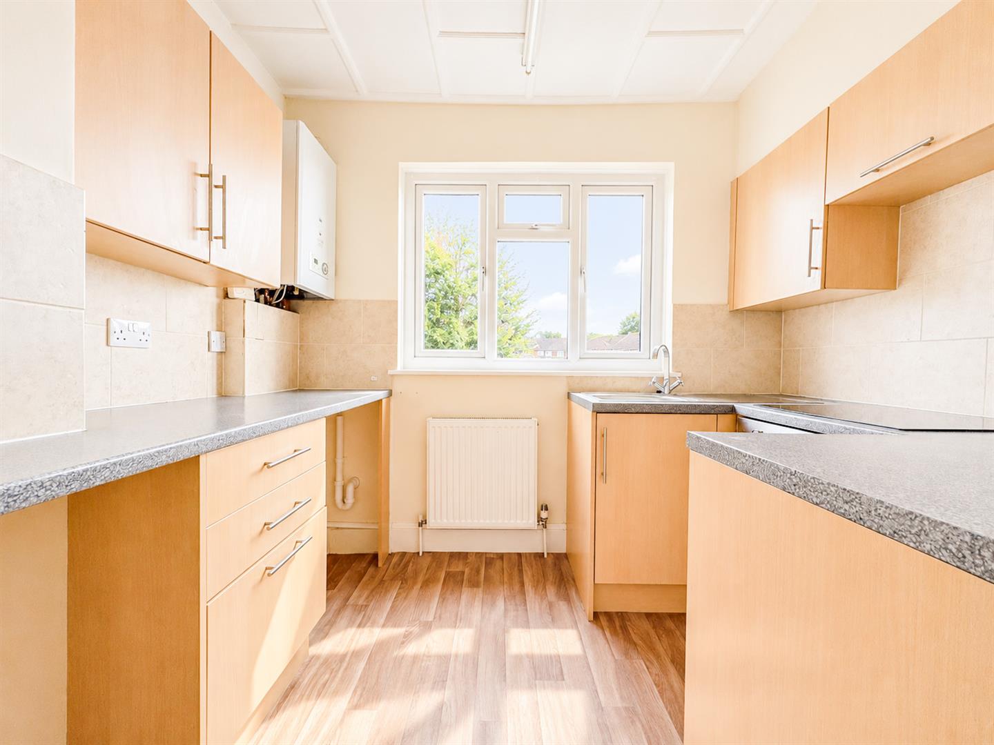 Flat Sedlescombe Road North in St Leonards