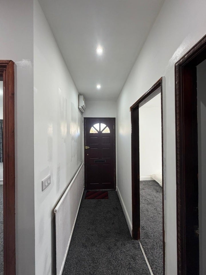 Room Belle Vue Road in Greater London