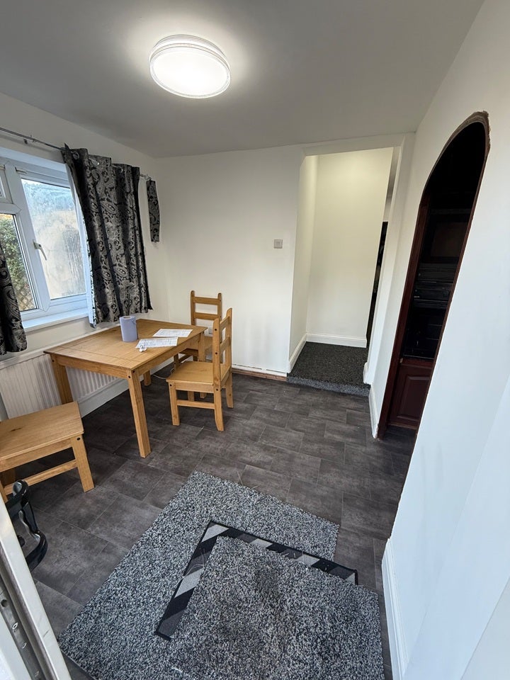 Room Belle Vue Road in Greater London