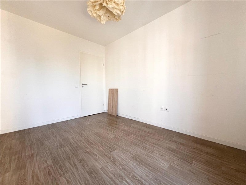 Flat Avenue Paul Herbe in Sarcelles