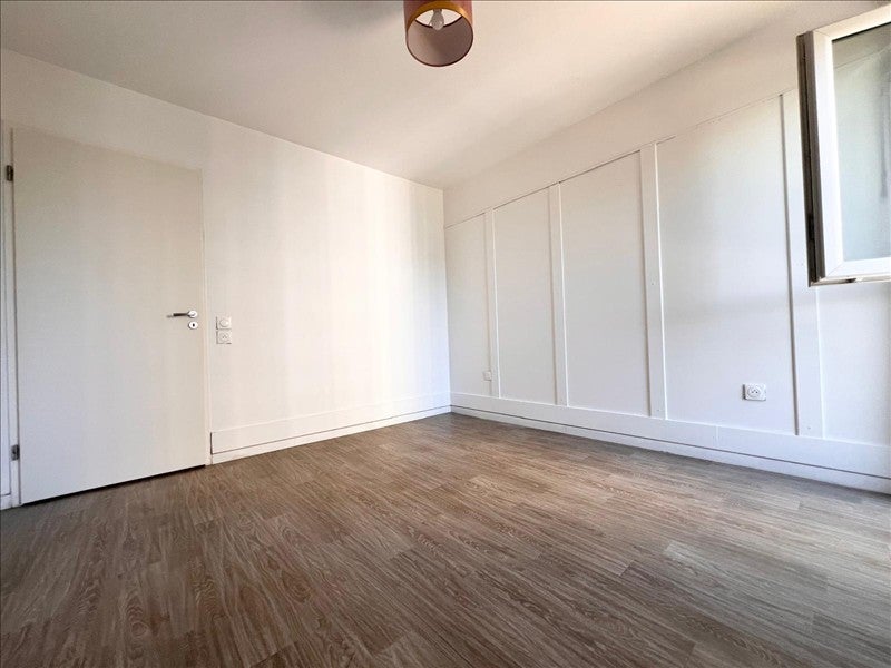 Flat Avenue Paul Herbe in Sarcelles