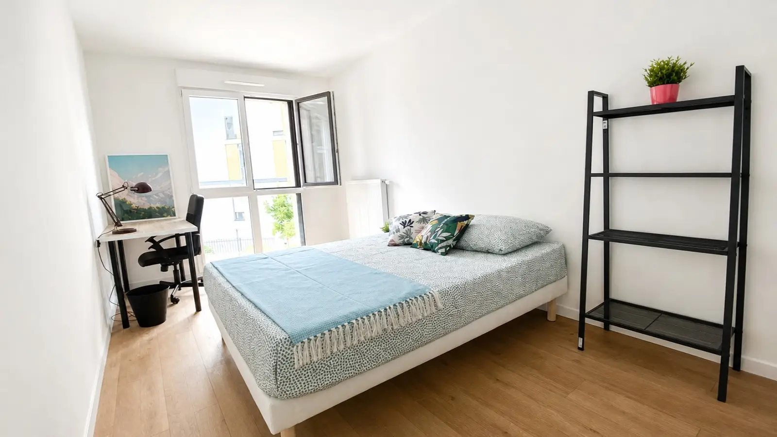 Room Rue Madame de Sanzillon in Clichy