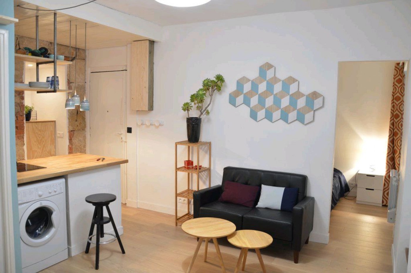 Flat Rue la Belle Otéro in Nice