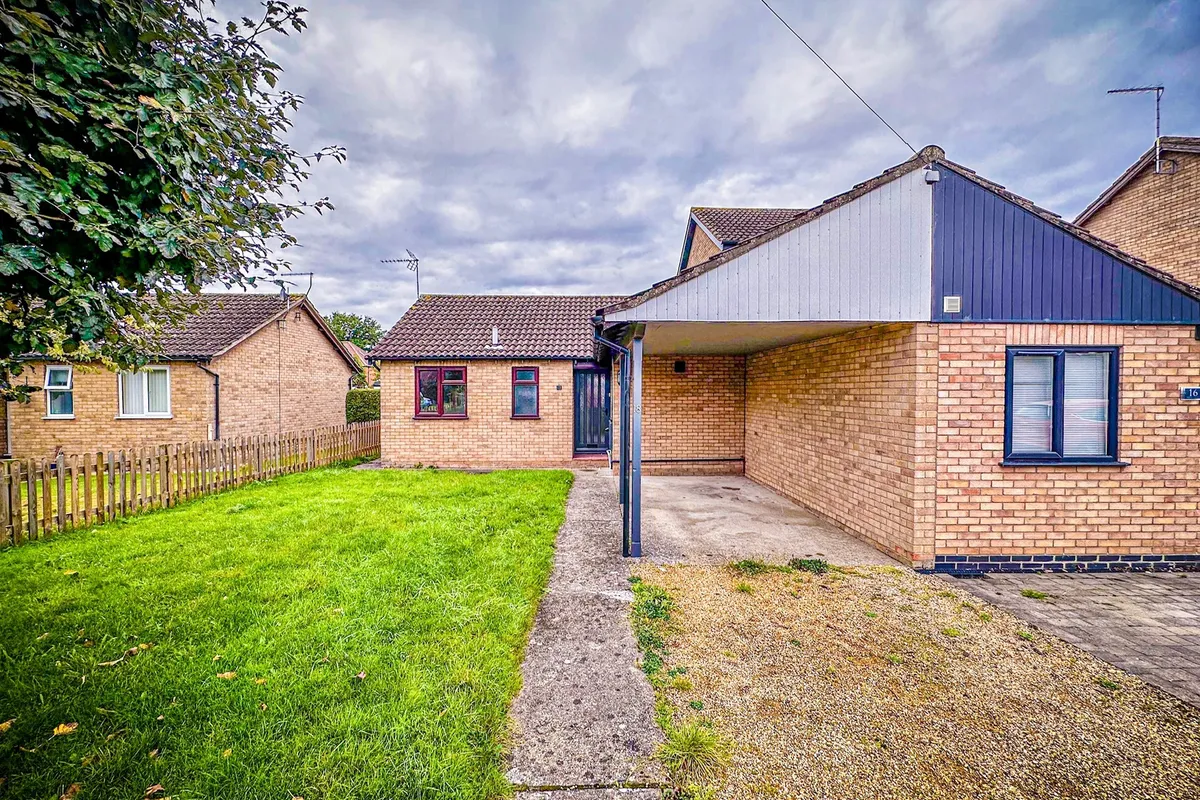House Maple Close in North Kesteven