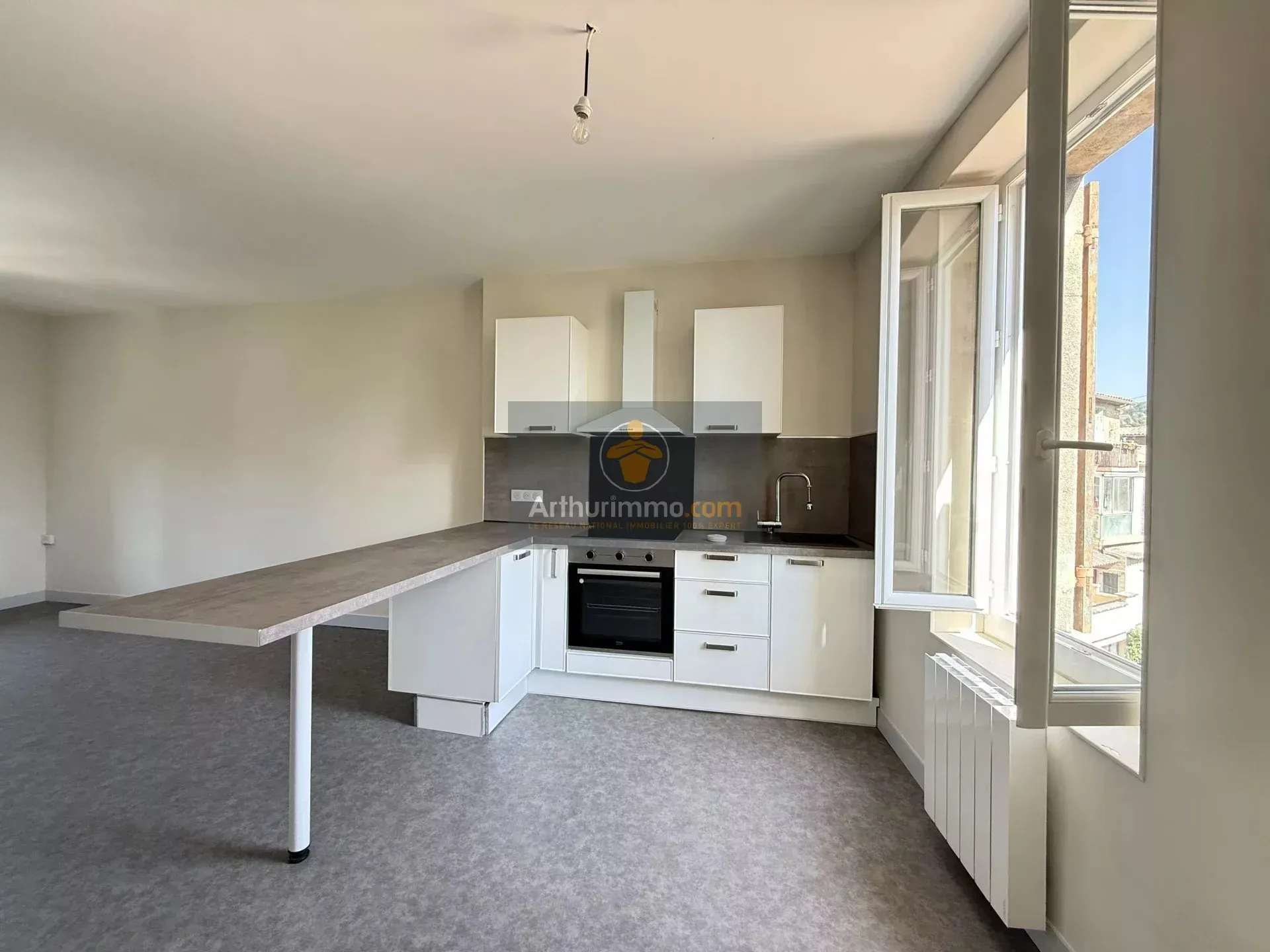 Appartement Rue du Vieux Sextier à Avignon