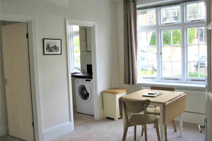 Flat Makepeace Avenue in Greater London