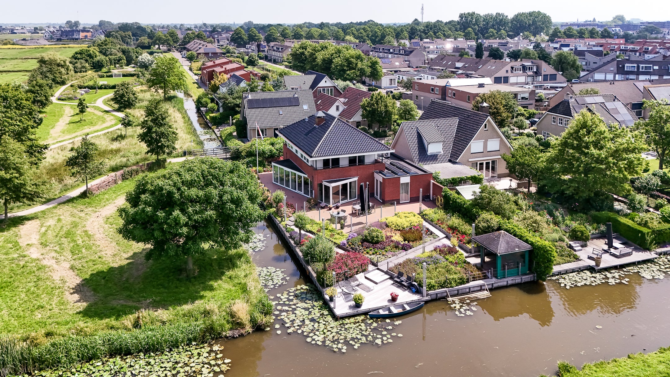 Huis Aambeeld 13 in Nieuwkoop