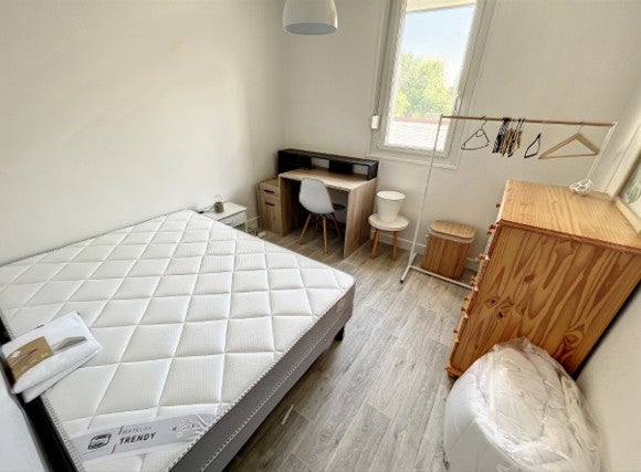 Room Rue Gustave Masson in Troyes