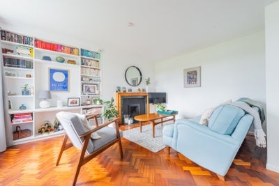 Flat Duke Humphrey Road in London