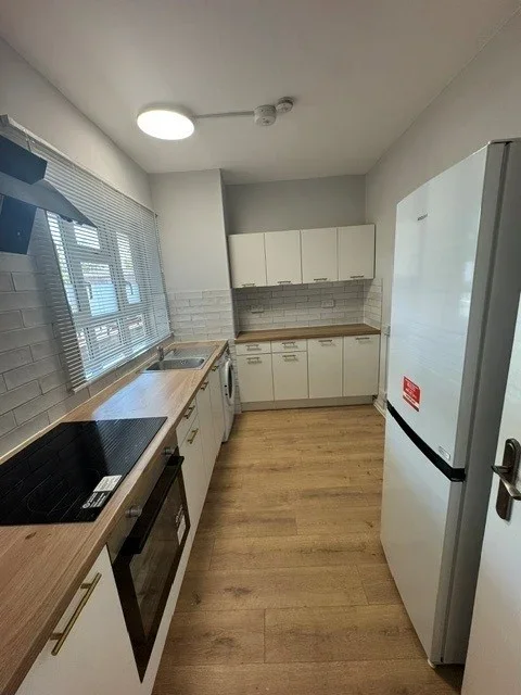 Flat Brockham Drive in Greater London