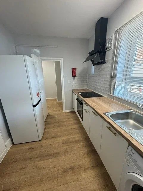 Flat Brockham Drive in Greater London