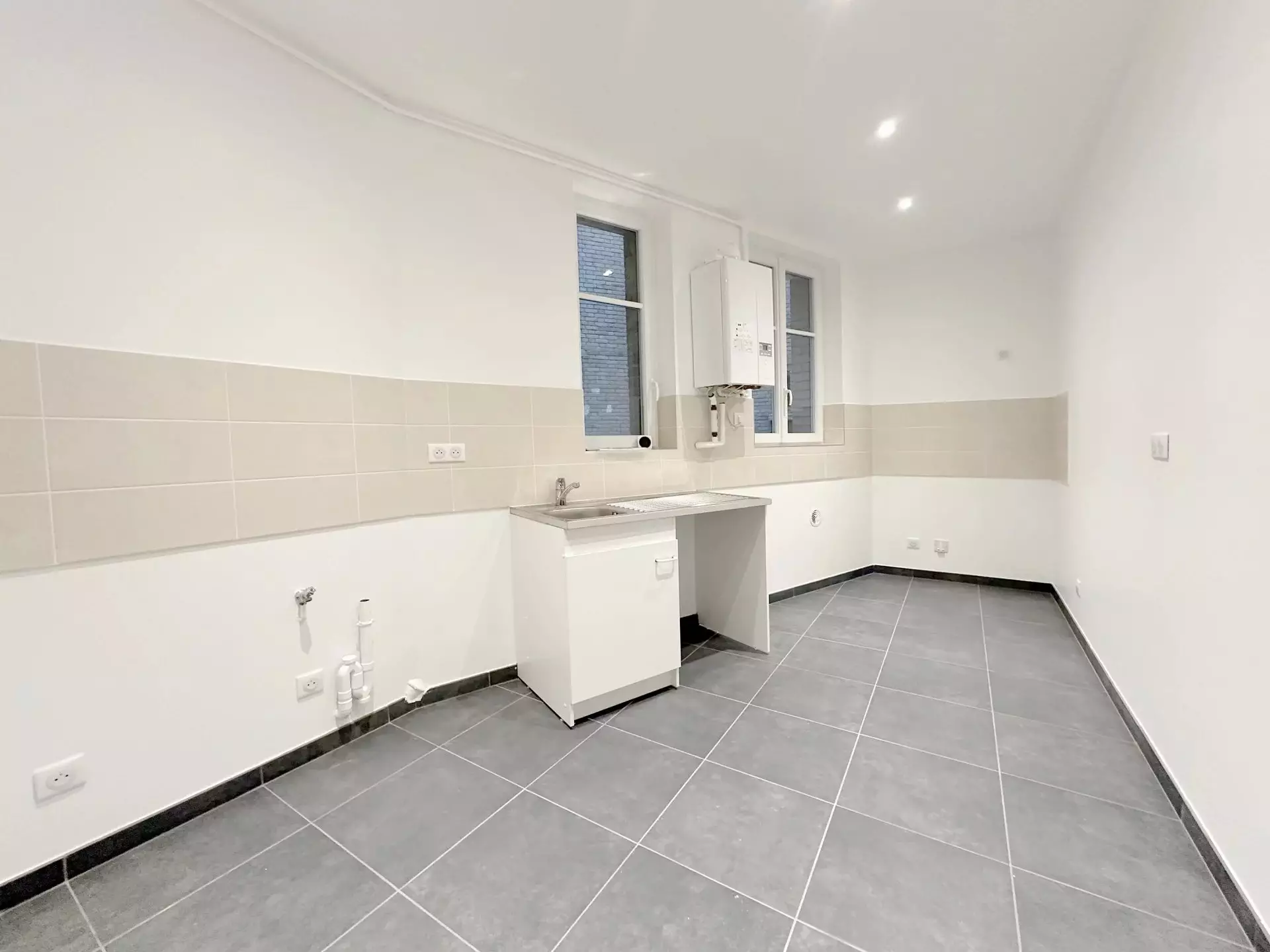 Appartement Place Félix Éboué à Paris