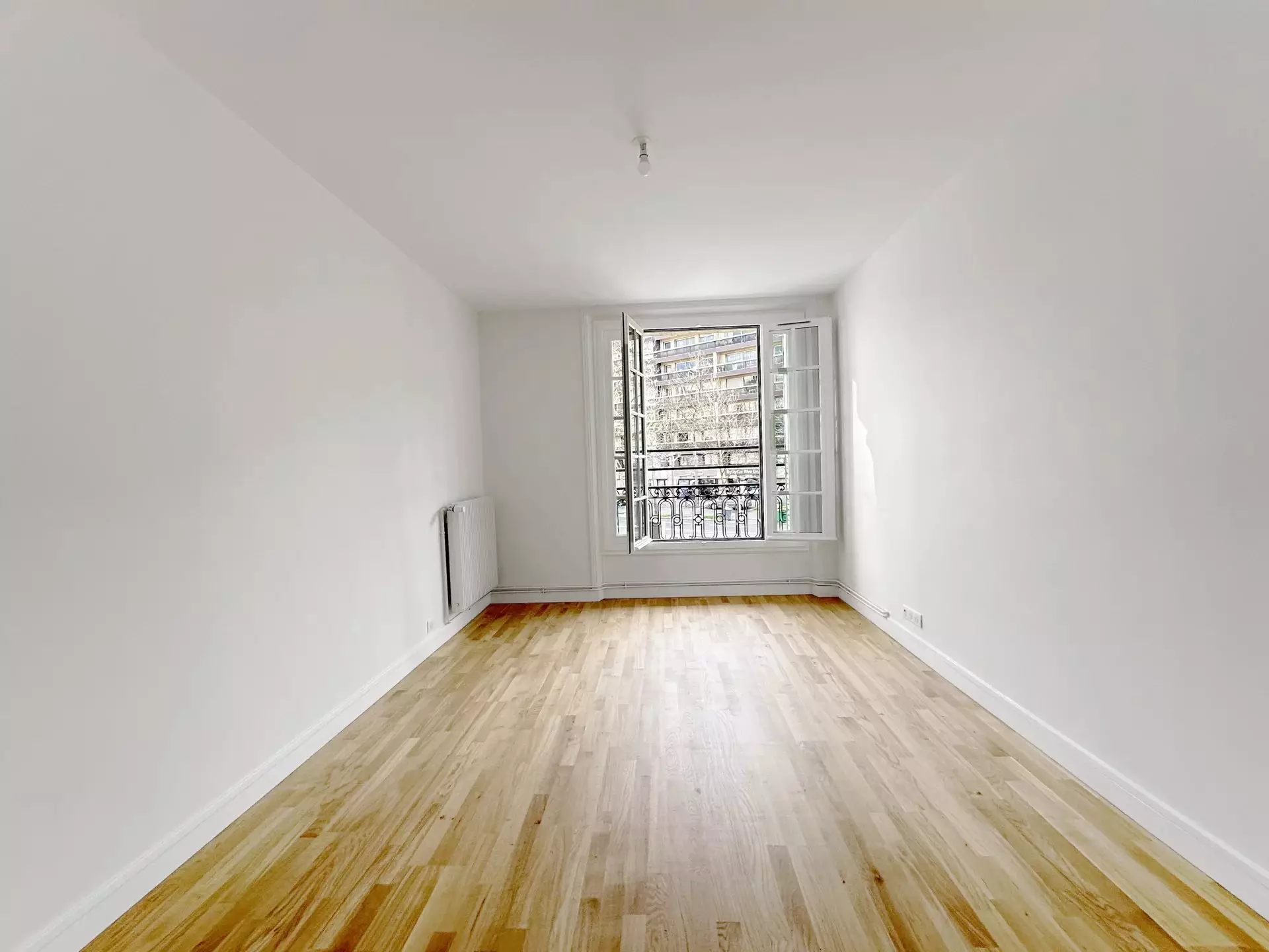 Appartement Place Félix Éboué à Paris