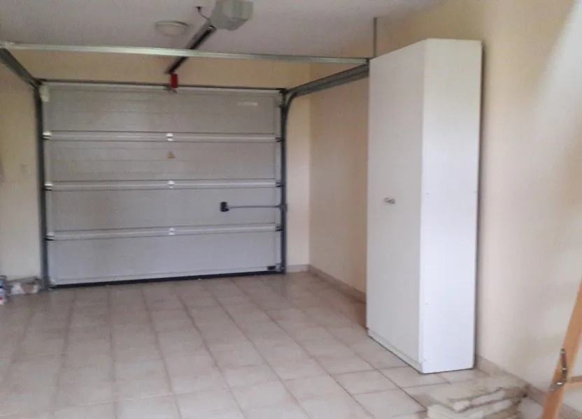 House Route de Vitry-aux-Loges in Fay-aux-Loges