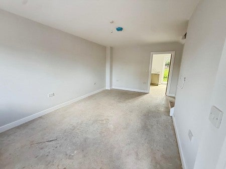 Flat Tinkersfield in Leigh