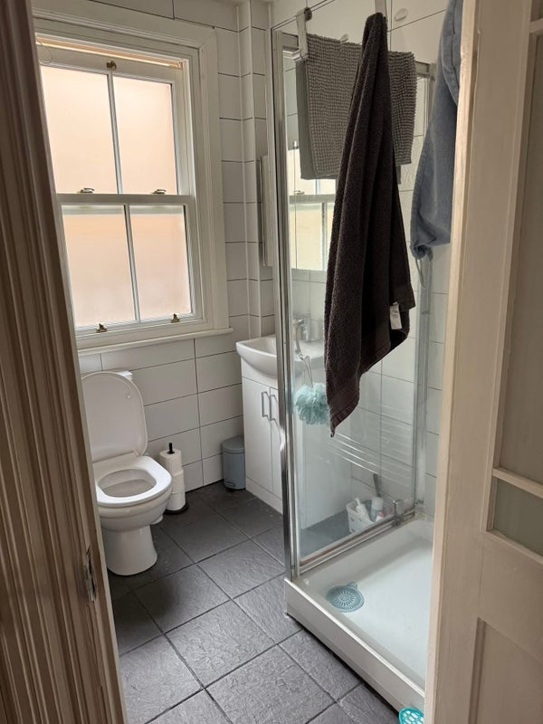 Room Cavendish Road in Greater London