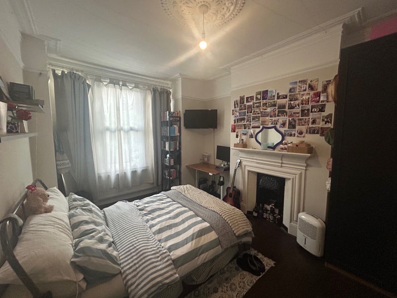 Room Cavendish Road in Greater London