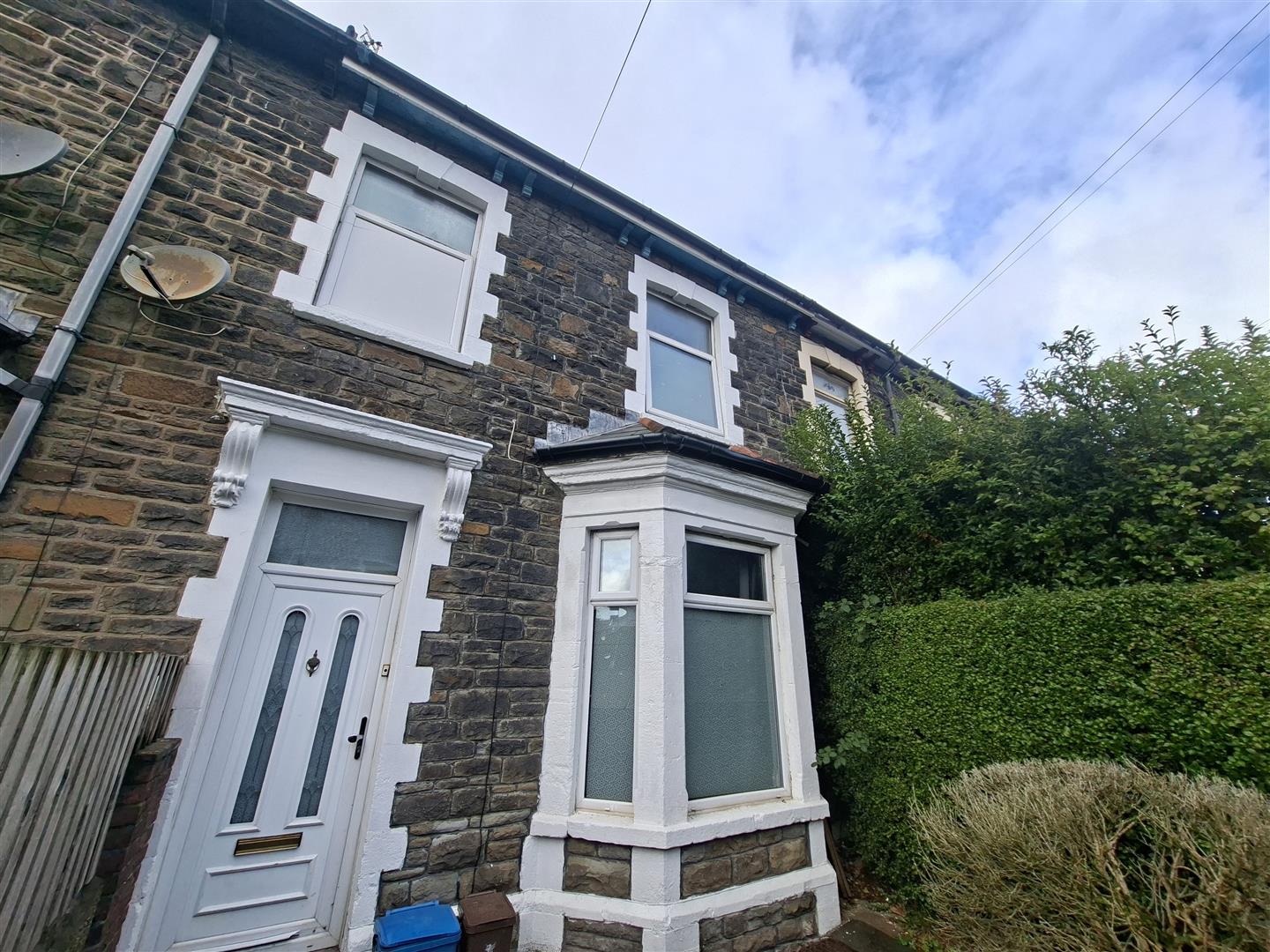 House Woodville Road in Cardiff