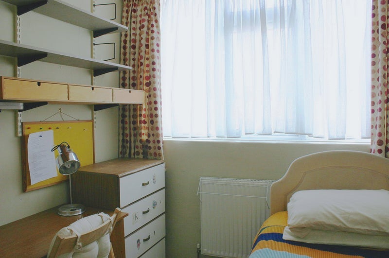 Room Coney Way in Greater London