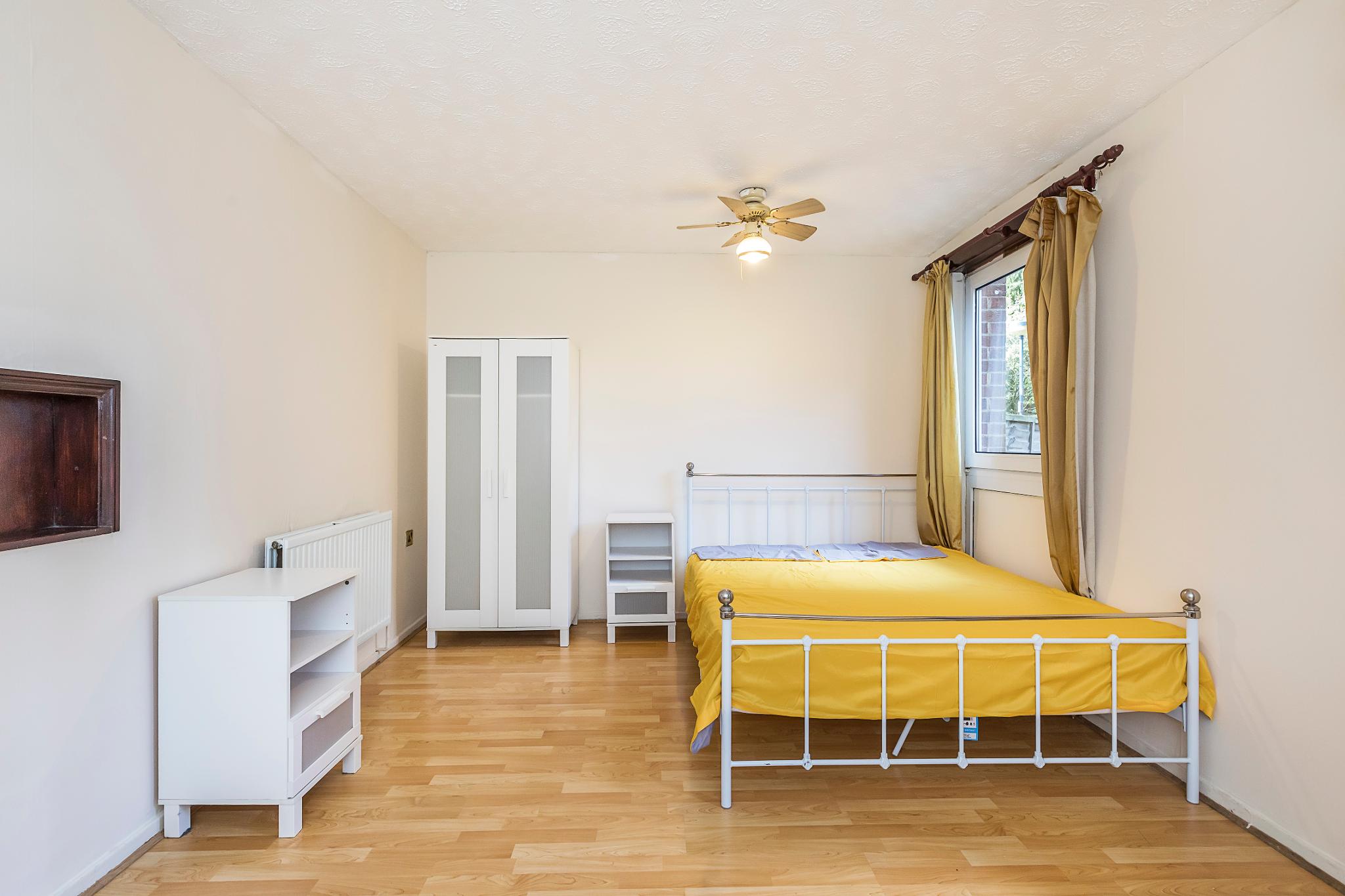 Room Arbery Road in Greater London